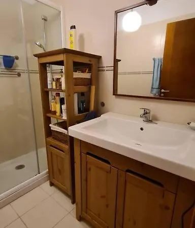 Preciosa Casa Con Jardin En *